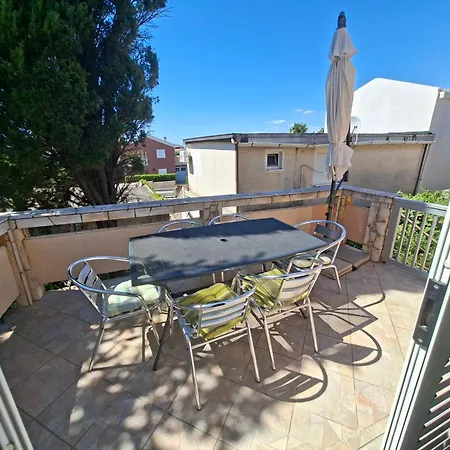 Apartament Vugec *
